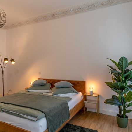 Leben Wie Ein Kreuzberger Altbau Charme Mit Stuck In Bester Kiezlage Berlin Zewnętrze zdjęcie